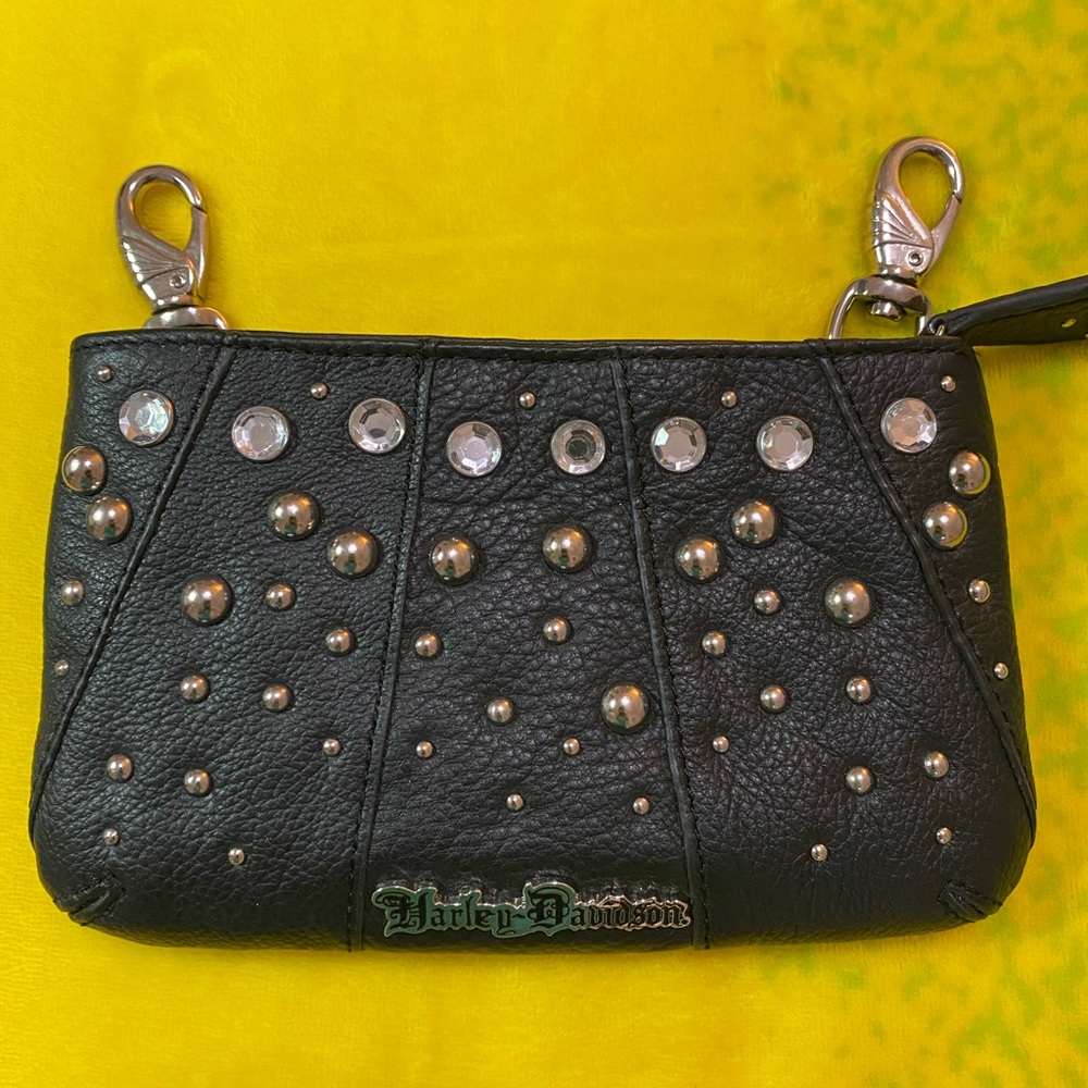 Like NEW: Authentic Genuine Harley Davidson Hip bag/purse